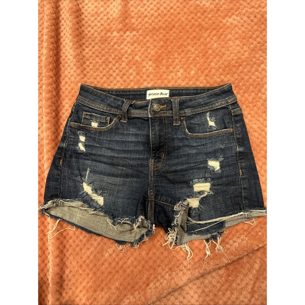 Studio Blue Distressed Women's Shorts Size 25‎ 27x3
